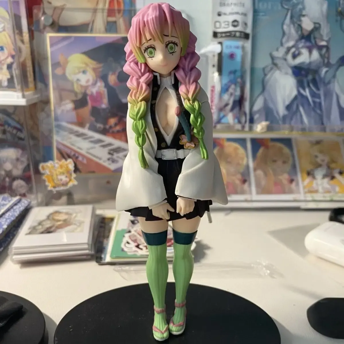 Figurine Demon Slayer Mitsuri Kanroji Tanjiro